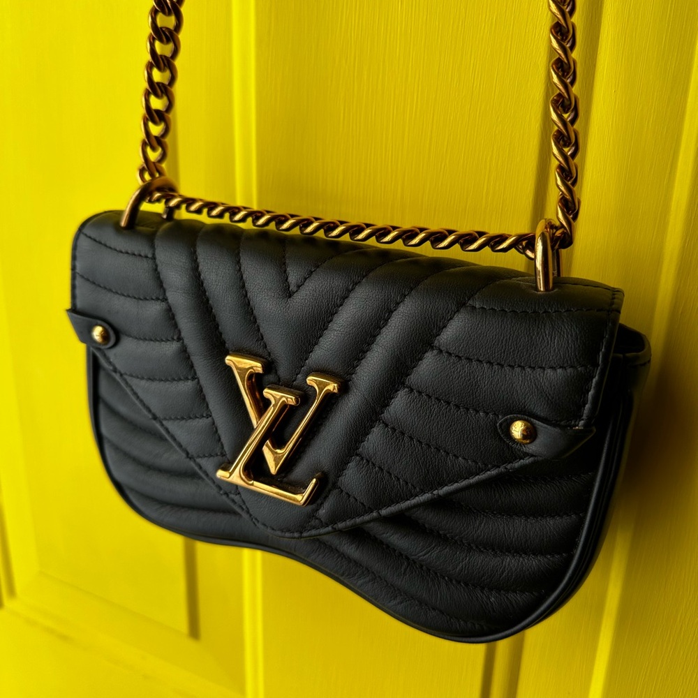 Louis Vuitton Black Quilted Shoulder Bag with Gold Chain